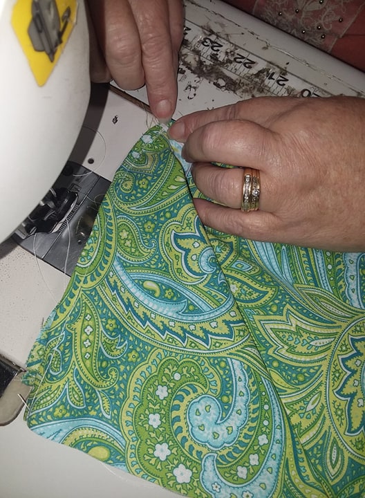 sewing elastic into fabric face mask